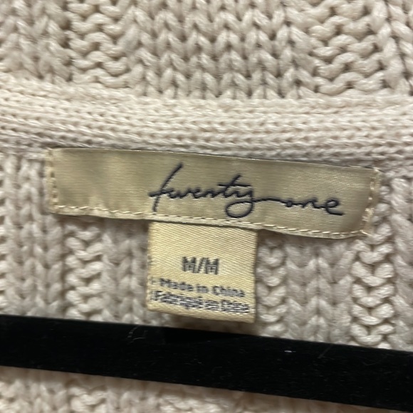 Forever 21 Belted Cream Cardigan Sweater - Picture 4 of 5